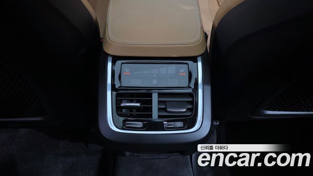 Volvo XC90 (II) D5 Inscription 2020 — фото 19