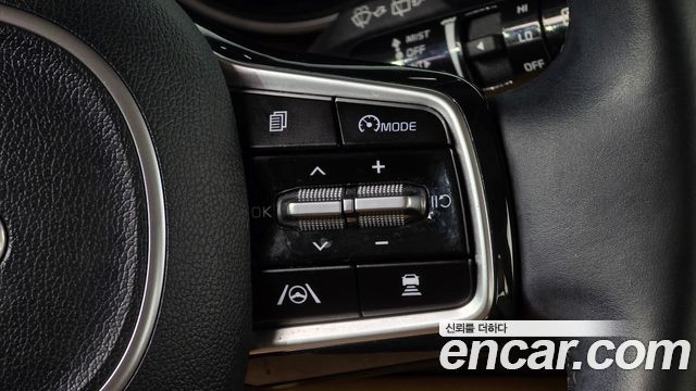 Kia Carnival (IV) Diesel 9-Seater Prestige 2021 — фото 17