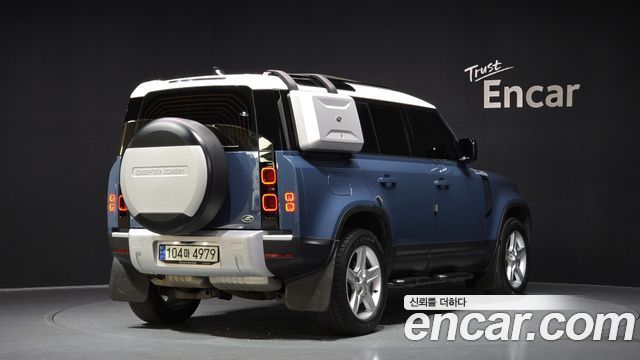 Land Rover Defender (L663) 110 D250 SE 2022 — фото 2
