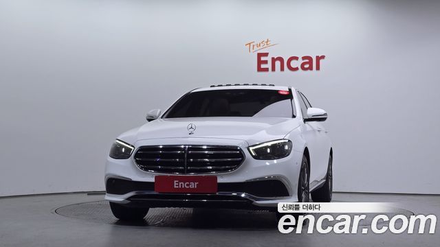Mercedes-Benz E-Class (W213) E220d 4MATIC Exclusive 2022 — фото 3