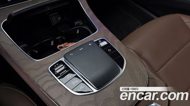 Mercedes-Benz E-Class (W213) E220d 4MATIC Exclusive 2022 — фото 17