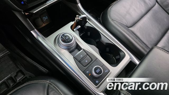 Ford Explorer (VI) 2.3 LimIted 4WD 2020 — фото 9