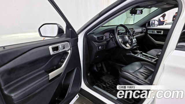 Ford Explorer (VI) 2.3 LimIted 4WD 2020 — фото 10