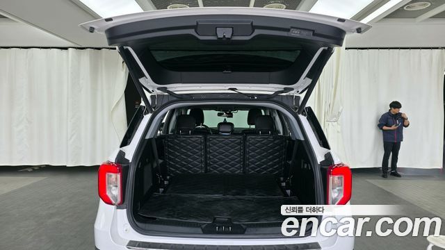 Ford Explorer (VI) 2.3 LimIted 4WD 2020 — фото 20