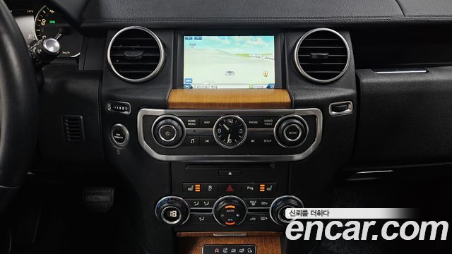 Land Rover Discovery 4 3.0 SDV6 SE 2013 — фото 15