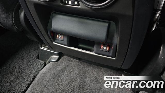 Land Rover Discovery 4 3.0 SDV6 SE 2013 — фото 18