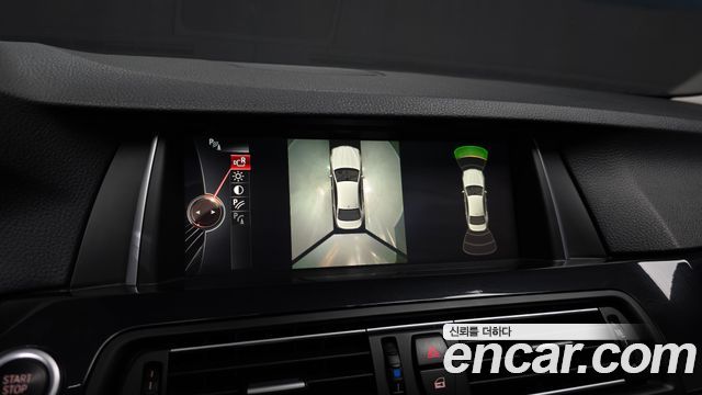 BMW 5 Series (F10) 520d xDrive M Aero Dynamic 2016 — фото 16