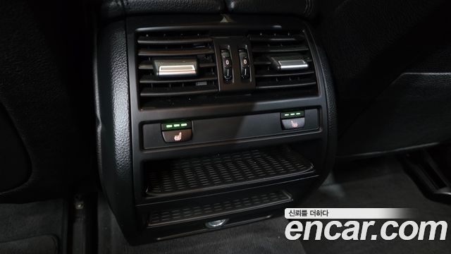 BMW 5 Series (F10) 520d xDrive M Aero Dynamic 2016 — фото 18