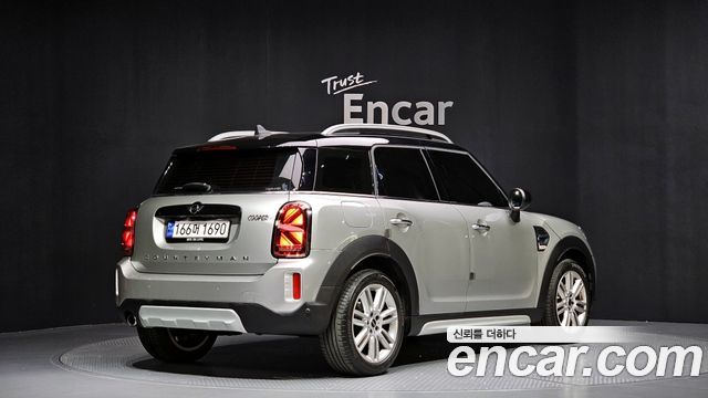 MINI Cooper Countryman Classic Plus Launch Pack 2nd Gen 2023 — фото 2