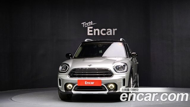 MINI Cooper Countryman Classic Plus Launch Pack 2nd Gen 2023 — фото 3