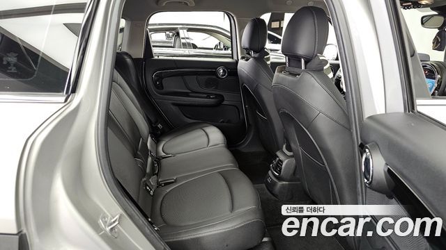 MINI Cooper Countryman Classic Plus Launch Pack 2nd Gen 2023 — фото 12