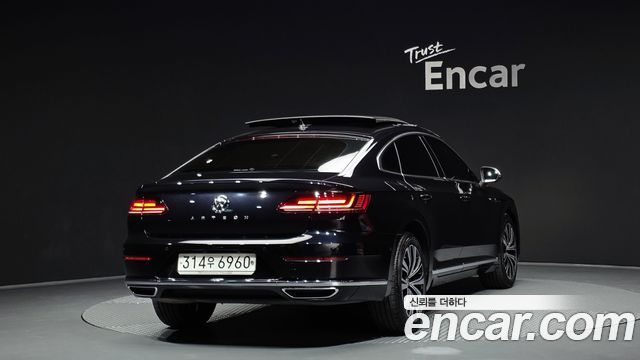 Volkswagen Arteon 2.0 TDI Premium 2019 — фото 2