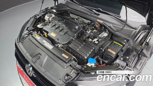Volkswagen Arteon 2.0 TDI Premium 2019 — фото 6