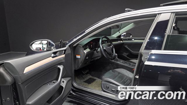 Volkswagen Arteon 2.0 TDI Premium 2019 — фото 10