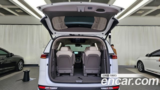 Kia Carnival (IV) Diesel 9-Seater Hi-Limousine Signature 2022 — фото 20