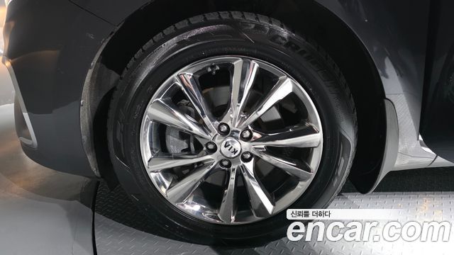 Kia Carnival Gasoline 9-Seater Prestige 2020 — фото 5