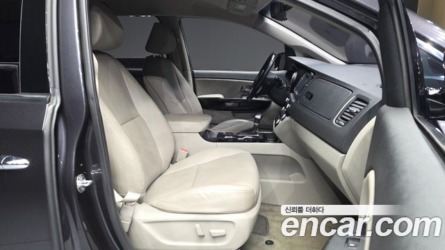 Kia Carnival Gasoline 9-Seater Prestige 2020 — фото 11