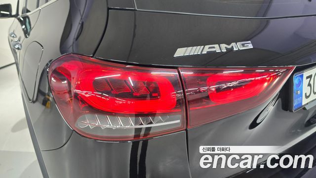 Mercedes-Benz GLA-Class (H247) GLA45 AMG 4MATIC+ 2023 — фото 17