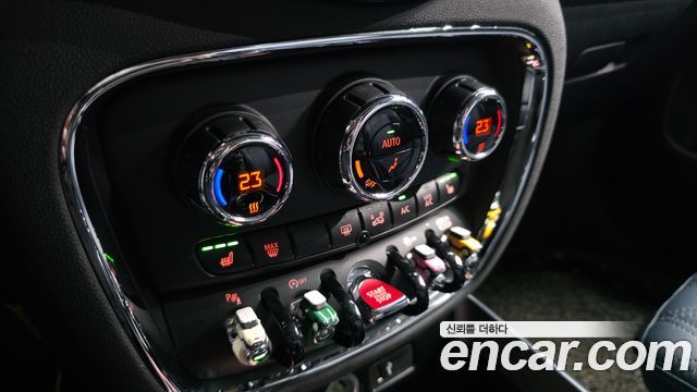 MINI Cooper S Clubman Classic 2nd 2023 — фото 17
