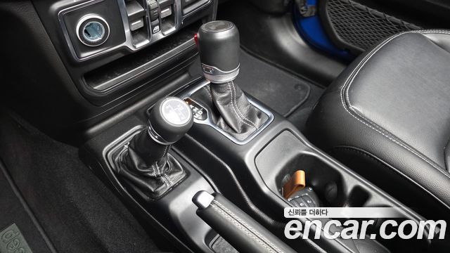 Jeep Wrangler (JL) 2.0 Overland Power Top 4Door 2022 — фото 9