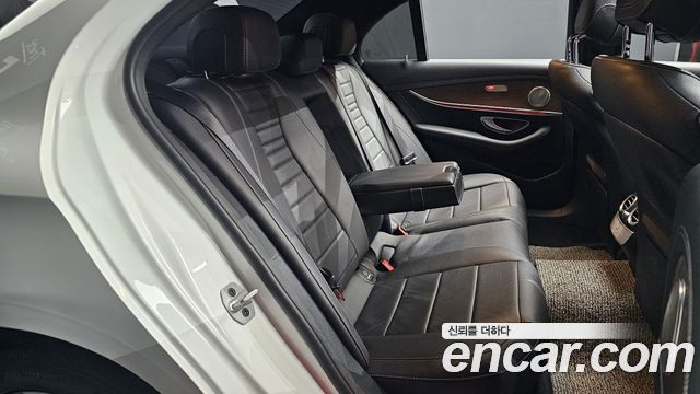 Mercedes-Benz E-Class (W213) E250 Exclusive 2021 — фото 12