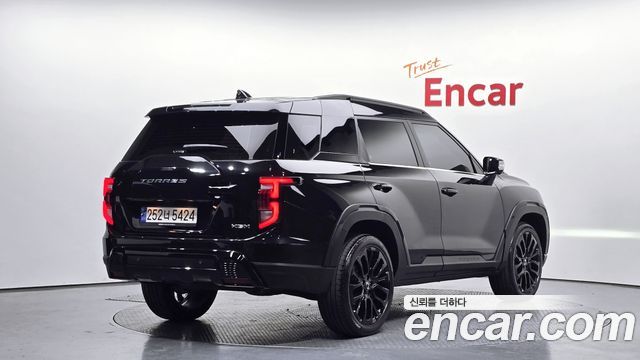 KG Mobility (SsangYong) Torres Gasoline 1.5 4WD Black Edition 2025 — фото 2
