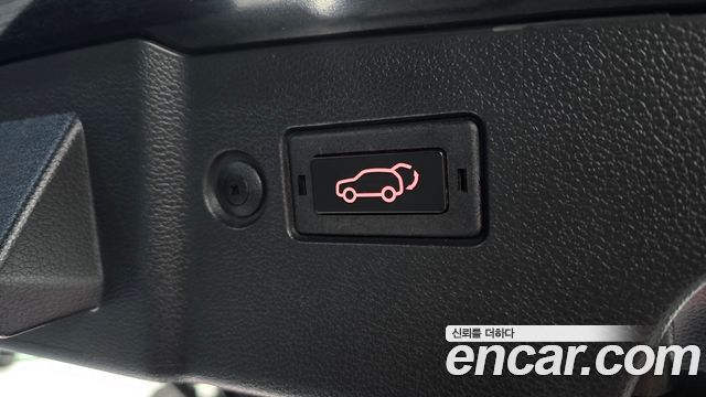 KG Mobility (SsangYong) Torres Gasoline 1.5 4WD Black Edition 2025 — фото 17