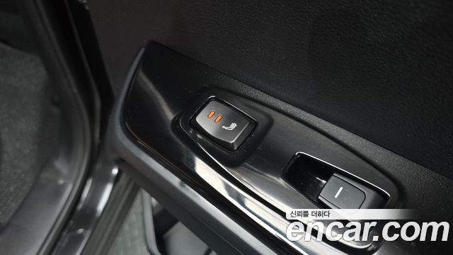 KG Mobility (SsangYong) Torres Gasoline 1.5 4WD Black Edition 2025 — фото 18