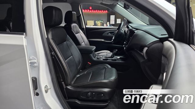 Chevrolet Traverse 3.6 AWD LT Leather Premium 2021 — фото 11