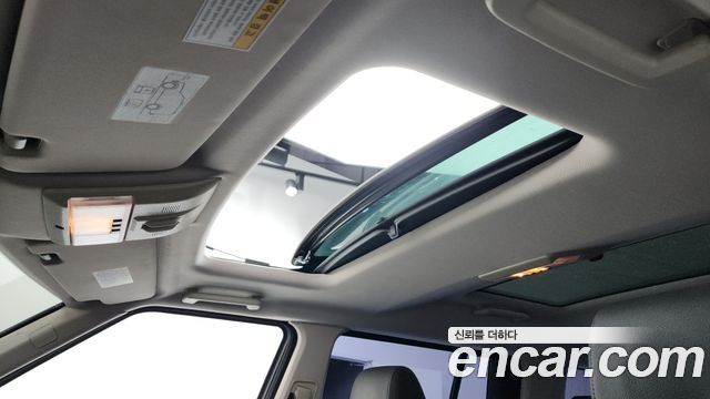 Land Rover Discovery 4 3.0 SDV6 SE 2016 — фото 19