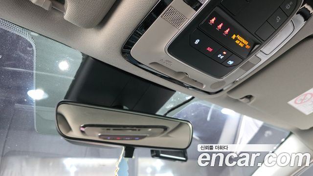 Hyundai Santa Fe Diesel 2.2 2WD Premium Choice 2021 — фото 17
