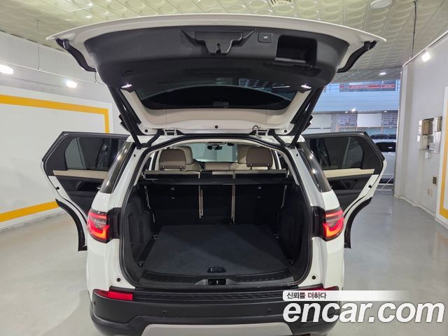 Land Rover Discovery Sport (II) P250 SE 2023 — фото 21