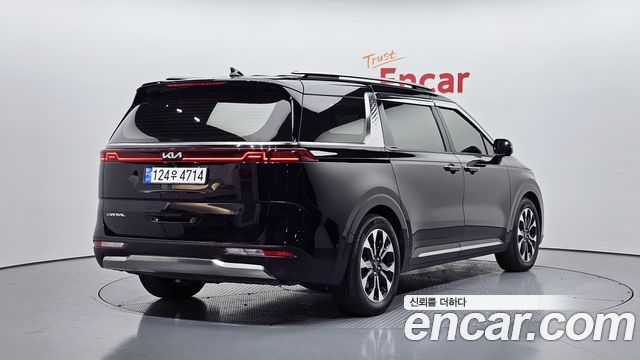 Kia Carnival (IV) Diesel 7-Seater Signature 2023 — фото 2