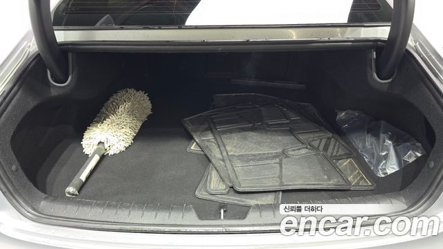 Hyundai Grandeur (GN7) 3.5 LPG 2WD (Taxi) Deluxe 2023 — фото 20