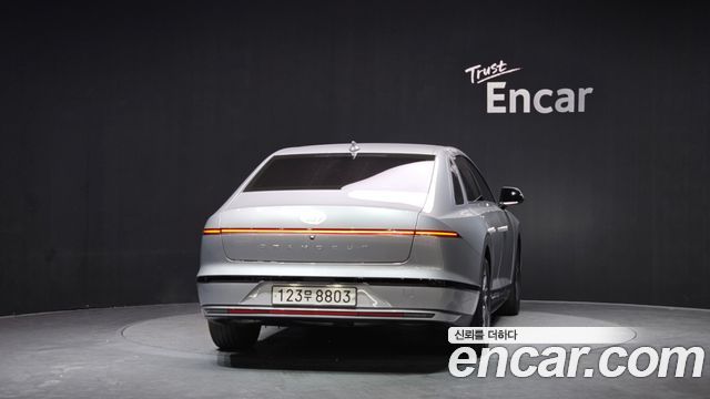 Hyundai Grandeur (GN7) 3.5 LPG 2WD (Taxi) Deluxe 2023 — фото 4