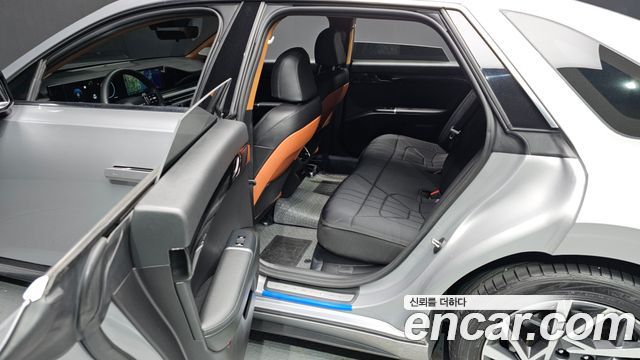 Hyundai Grandeur (GN7) 3.5 LPG 2WD (Taxi) Deluxe 2023 — фото 13