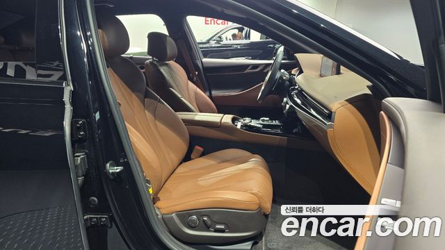 Genesis G80 (RG3) Gasoline 2.5 Turbo AWD 2023 — фото 10