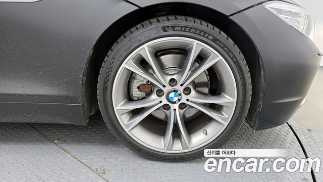 BMW Z4 (E89) sDrive 28i 2016 — фото 5