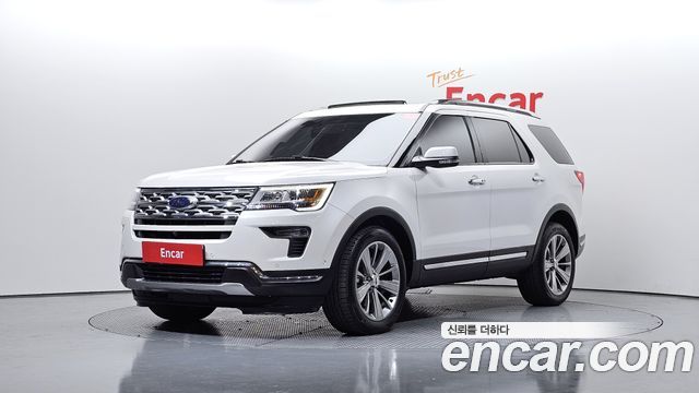 Ford Explorer 2.3 Limited 4WD 5th