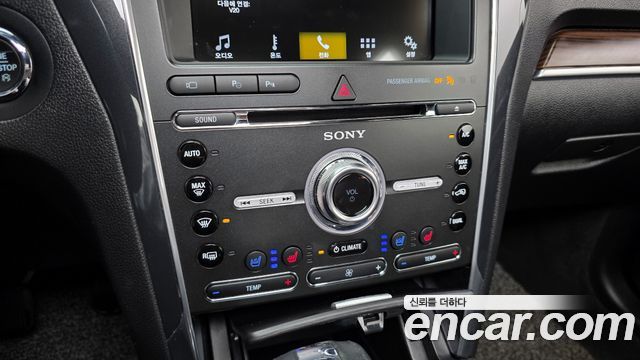 Ford Explorer 2.3 Limited 4WD 5th 2018 — фото 16