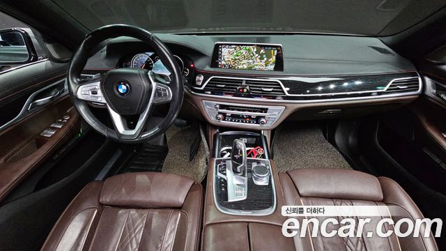 BMW 7 Series (G11) 730Ld xDrive M Sport 2017 — фото 7