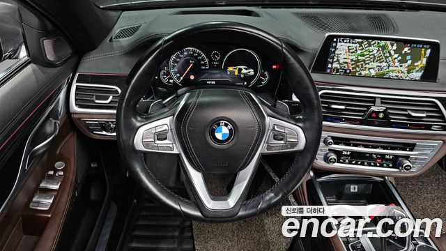 BMW 7 Series (G11) 730Ld xDrive M Sport 2017 — фото 13
