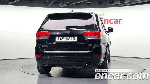 Jeep Grand Cherokee 3.0 Diesel Overland WK2 2016 — фото 4