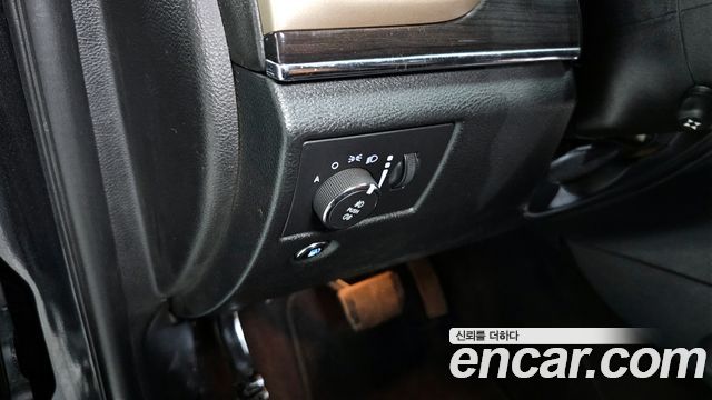 Jeep Grand Cherokee 3.0 Diesel Overland WK2 2016 — фото 17