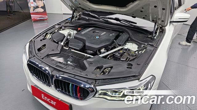 BMW 5 Series (G30) 530i xDrive M Sport Package Plus 2018 — фото 6