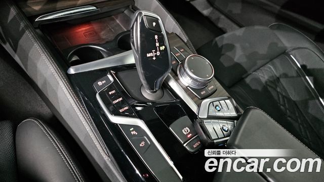 BMW 5 Series (G30) 530i xDrive M Sport Package Plus 2018 — фото 9