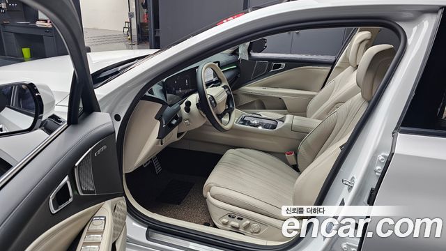 Kia K8 2.5 Gasoline 2WD Signature 2026 — фото 10