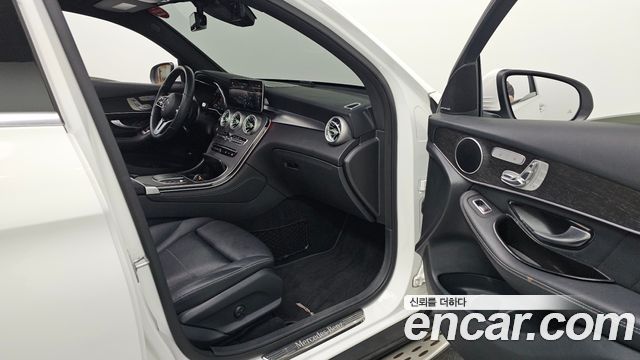 Mercedes-Benz GLC-Class (X253) GCL300 4MATIC Coupe 2020 — фото 11