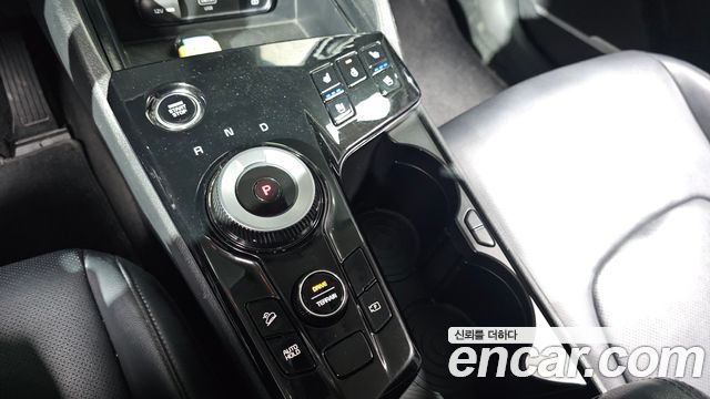 Kia Sportage Hybrid (V) Prestige 2023 — фото 9