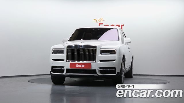 Rolls-Royce Cullinan 6.7 V12 2023 — фото 3